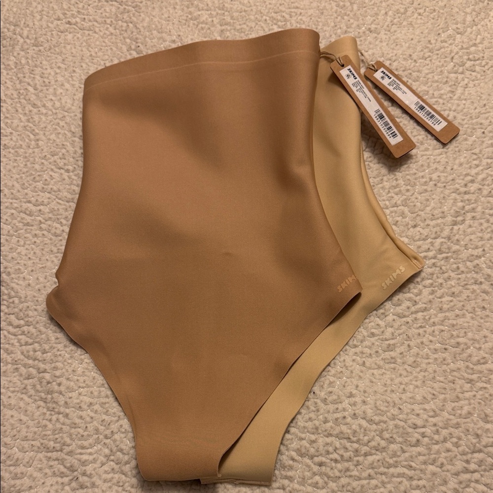 SKIMS High Waist Thong  bundle of two Ultra STRONG support